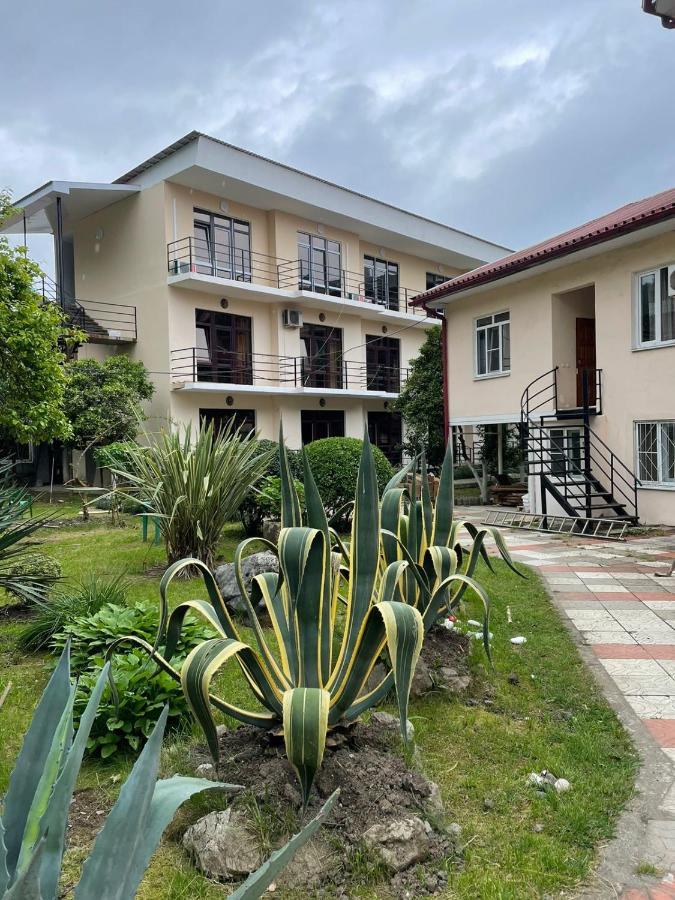 Guest House Dali Gagra Kültér fotó