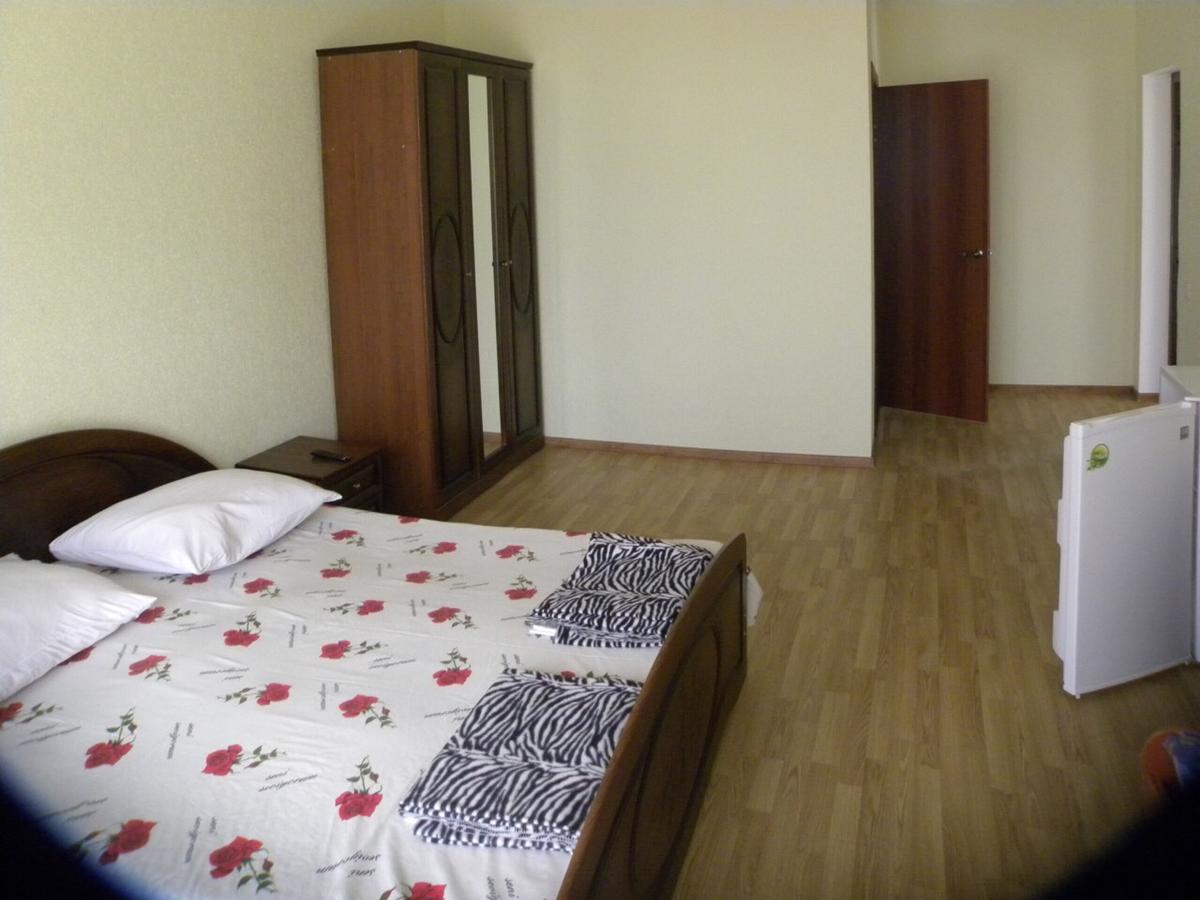 Guest House Dali Gagra Kültér fotó