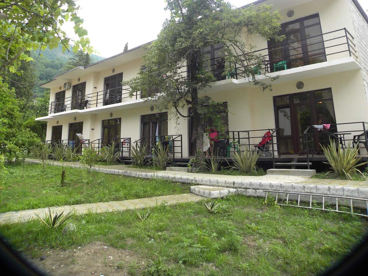 Guest House Dali Gagra Kültér fotó